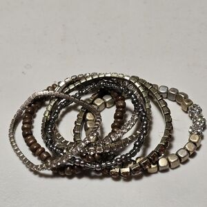 Lot of 7 Stretchy Bracelets